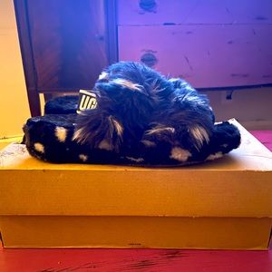 UGG Oh Yeah Fluff Slides
